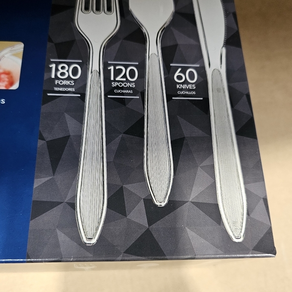 Kirkland Signature Cutlery, Clear, 360-count - Picture 3 of 3